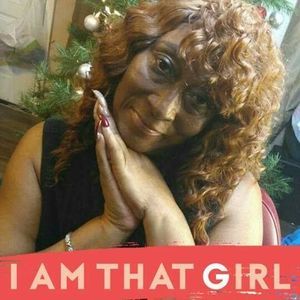 Meet your Posher, Yolanda